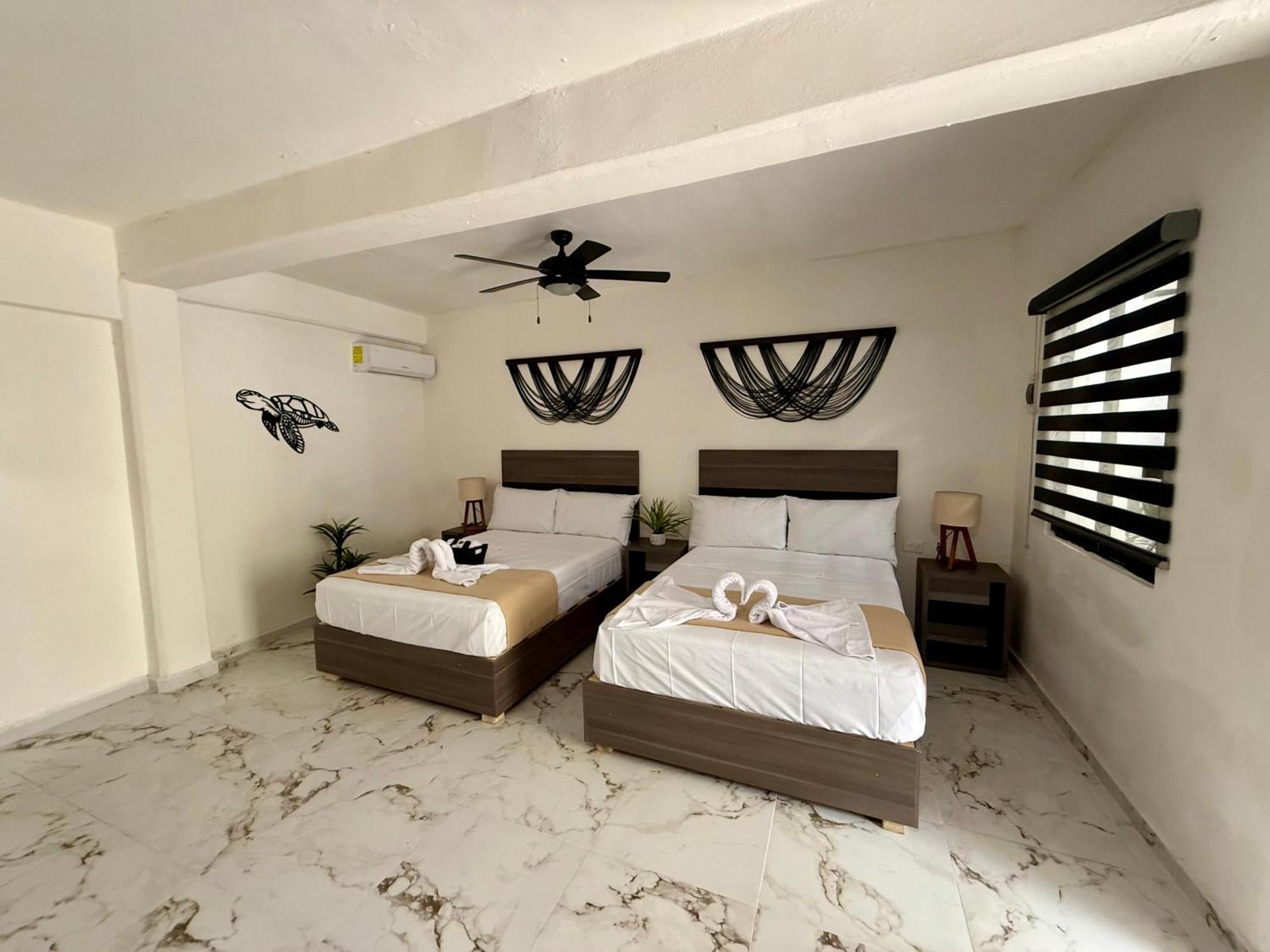 Casa Tortuga 5Th Ave Hotel ปลายาเดลการ์เมน ภายนอก รูปภาพ