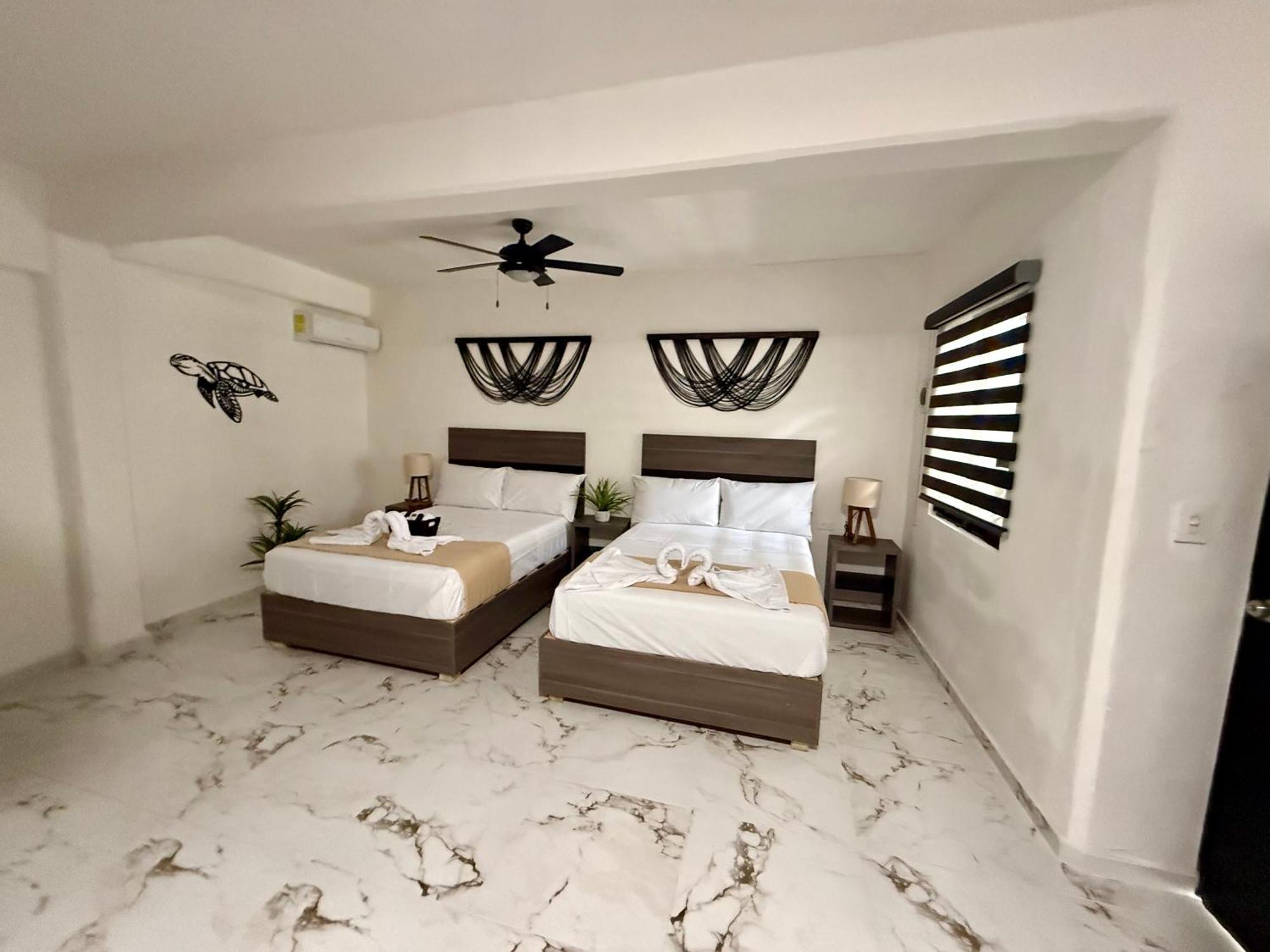 Casa Tortuga 5Th Ave Hotel ปลายาเดลการ์เมน ภายนอก รูปภาพ