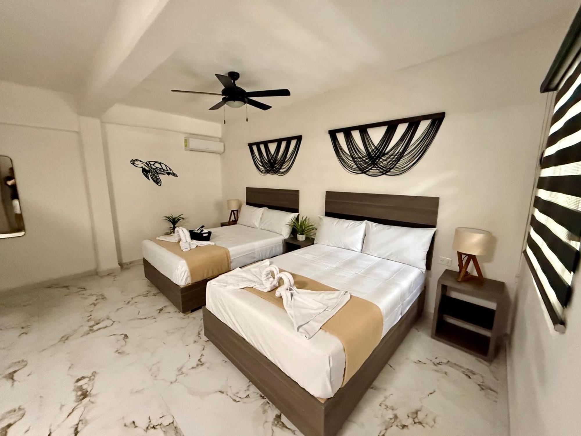 Casa Tortuga 5Th Ave Hotel ปลายาเดลการ์เมน ภายนอก รูปภาพ