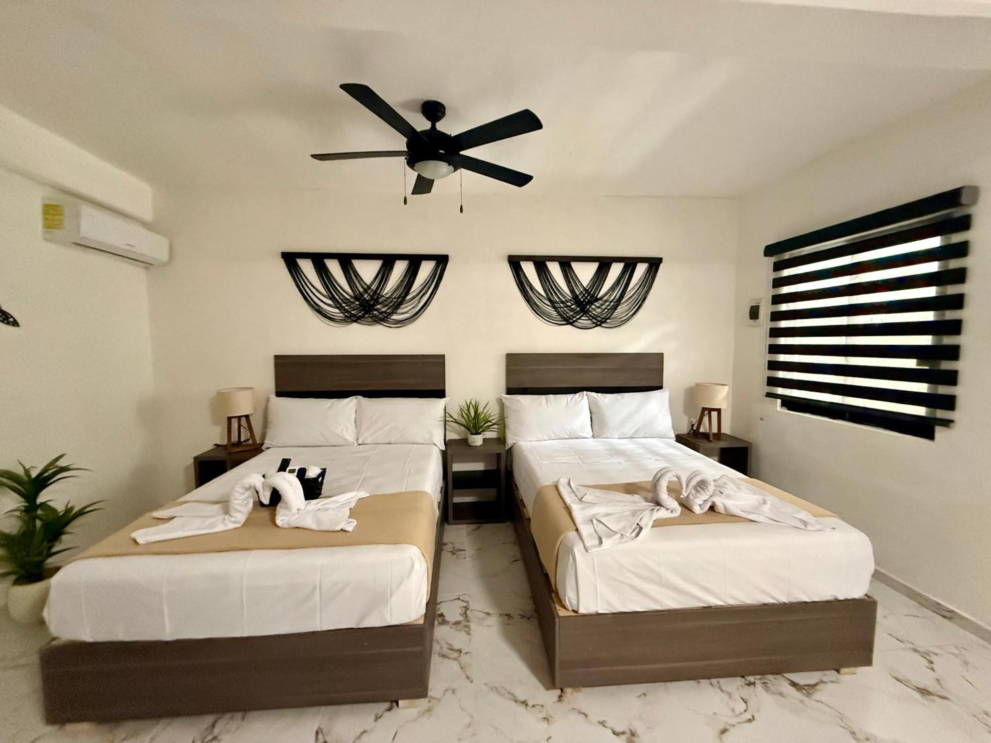 Casa Tortuga 5Th Ave Hotel ปลายาเดลการ์เมน ภายนอก รูปภาพ